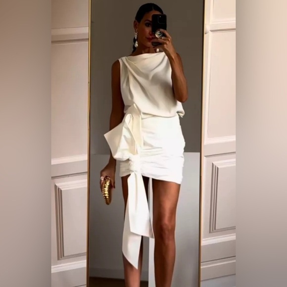 🦋 Bloggers Favorite 🦋 NWT Zara Knotted Mini Skirt ZW Collection Size M - Picture 9 of 16